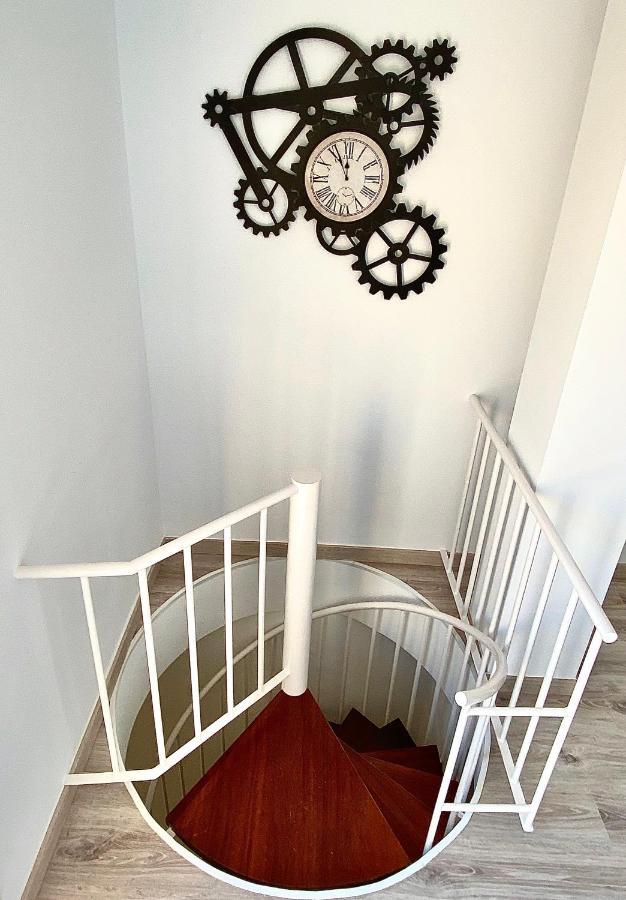 شقة Spiral Stairs Duplex فيغيريس المظهر الخارجي الصورة