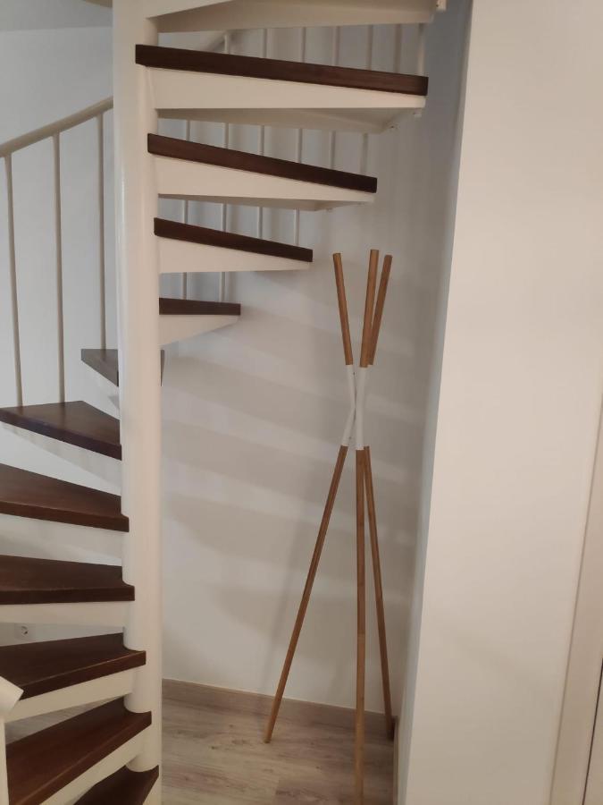 شقة Spiral Stairs Duplex فيغيريس المظهر الخارجي الصورة